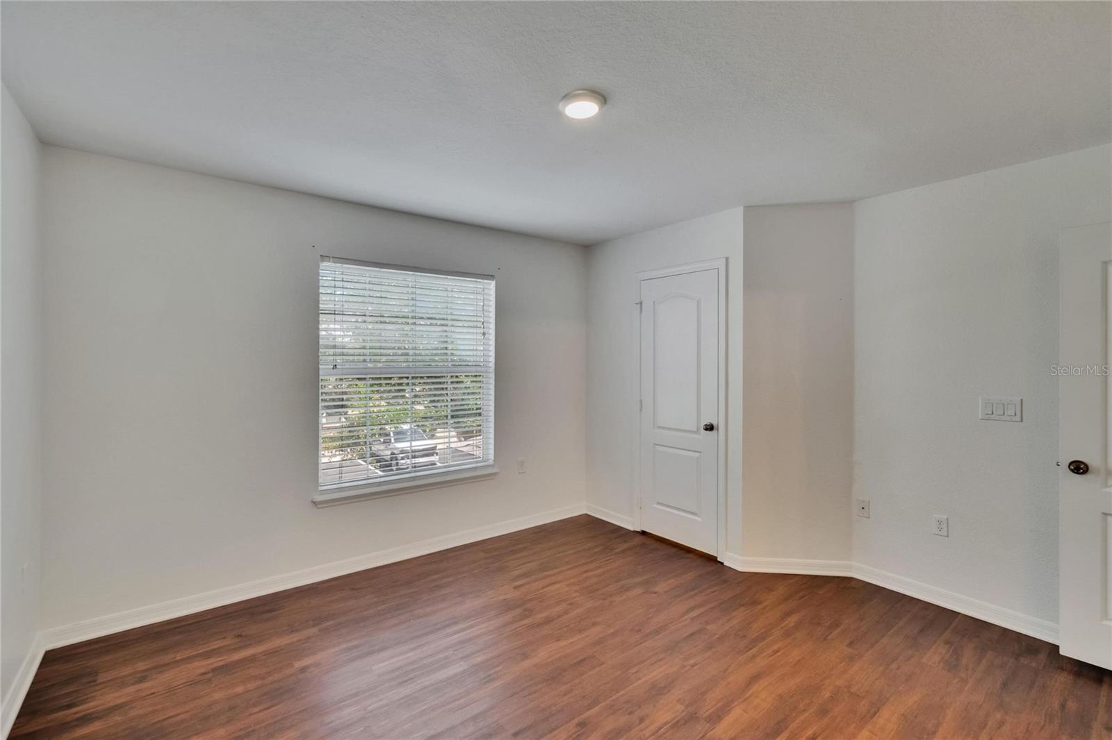 Image 38 of 62 For 2044 Greenwood Valley Drive