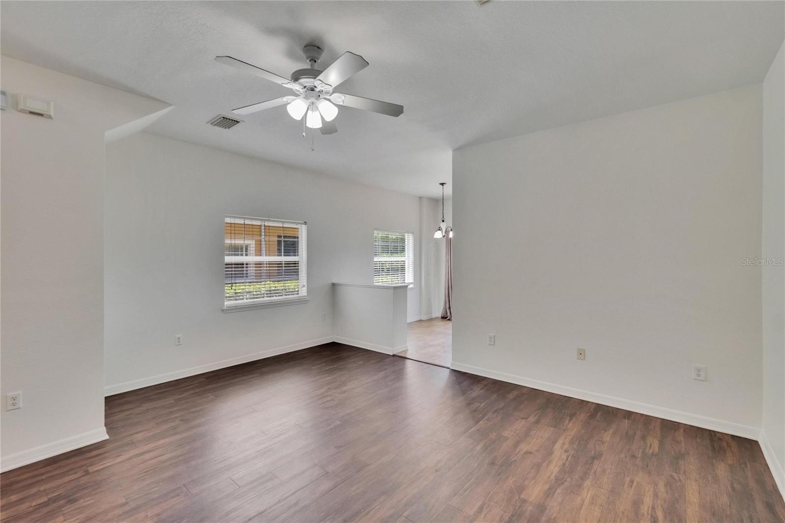 Image 7 of 62 For 2044 Greenwood Valley Drive