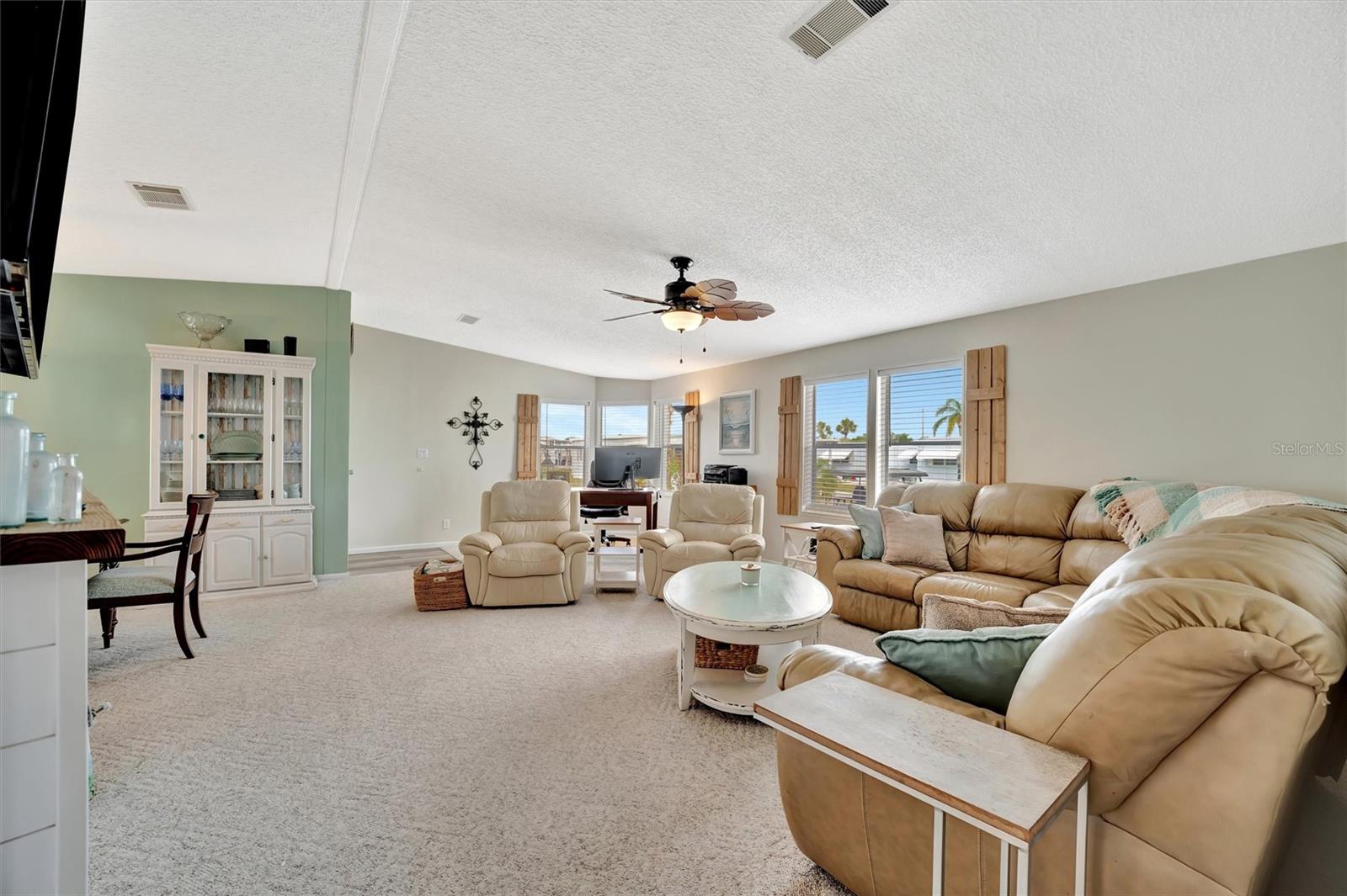 Image 11 of 43 For 119 Saint Johns Way