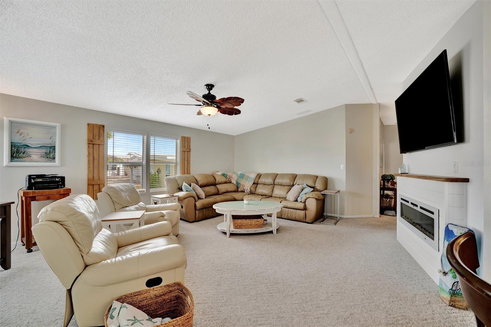 Image 5 of 43 For 119 Saint Johns Way