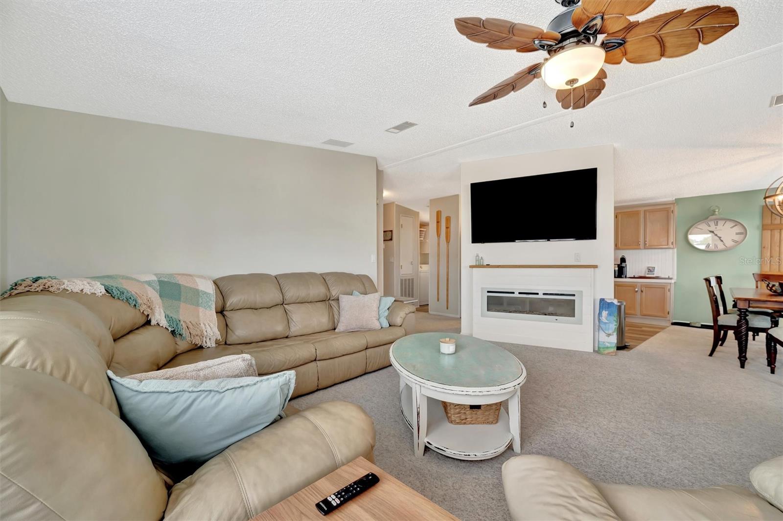 Image 7 of 43 For 119 Saint Johns Way