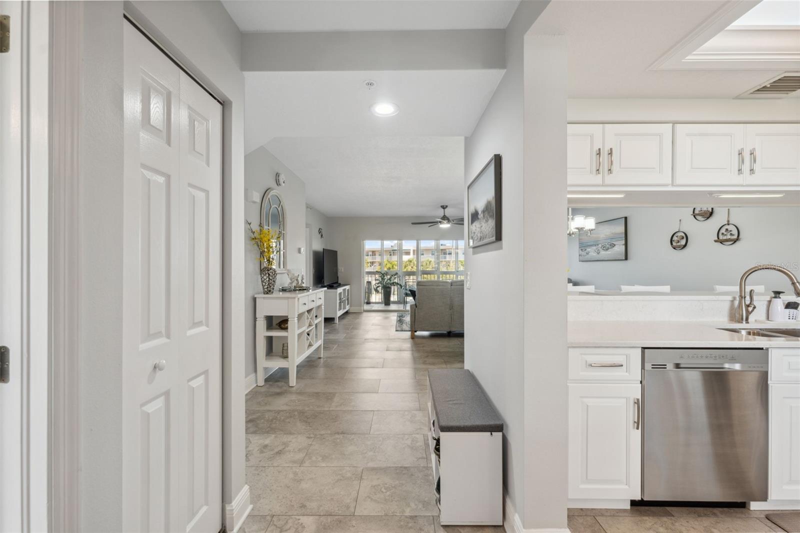 Image 12 of 56 For 6205 Shoreline Drive 1204