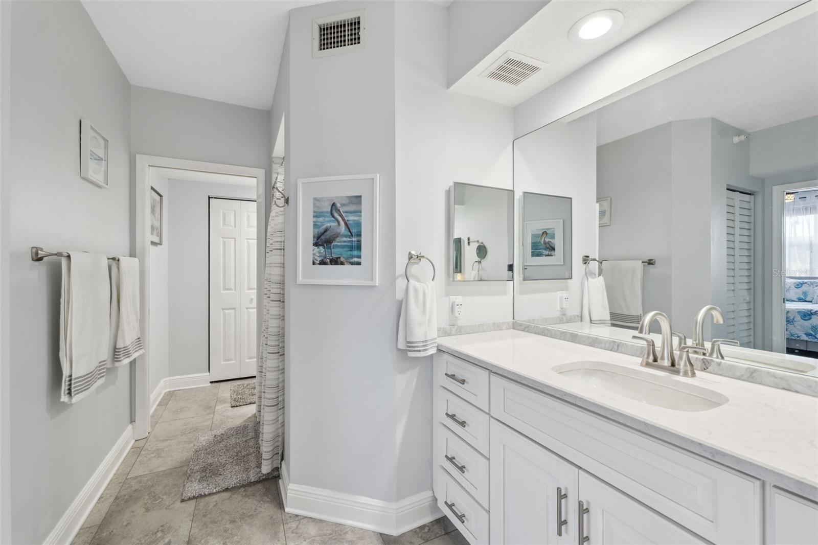 Image 26 of 56 For 6205 Shoreline Drive 1204