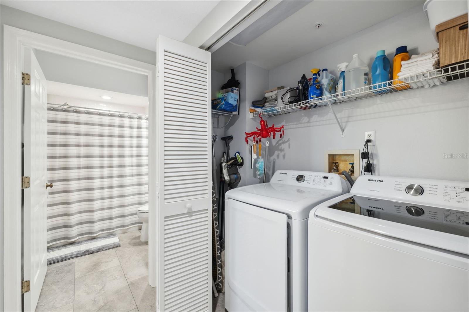 Image 36 of 56 For 6205 Shoreline Drive 1204