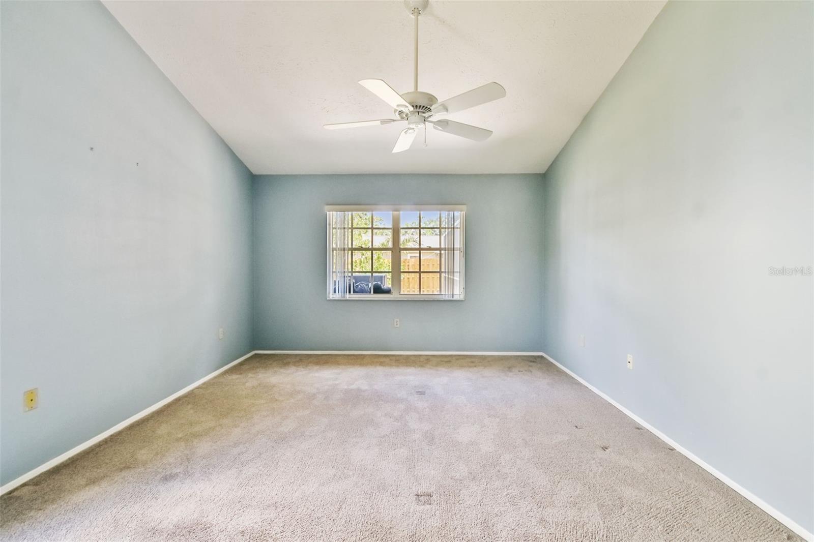 Image 18 of 39 For 4645 Meadowview Circle