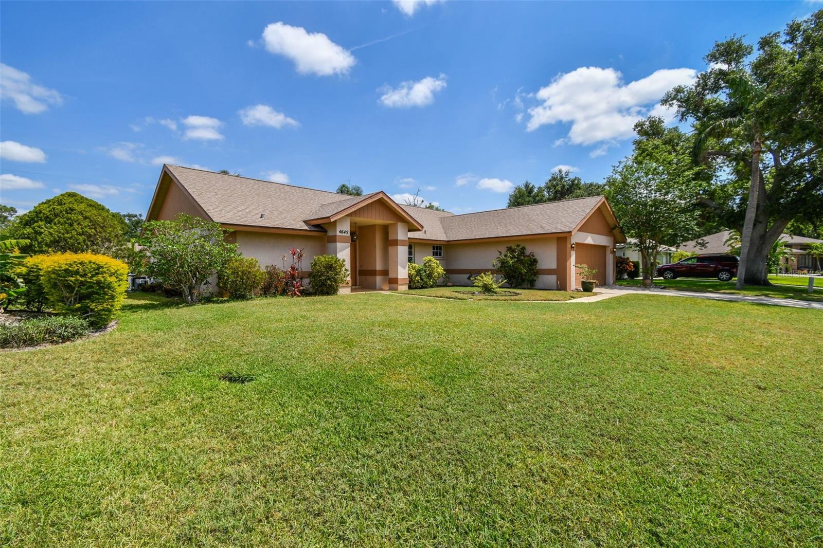 Image 2 of 39 For 4645 Meadowview Circle
