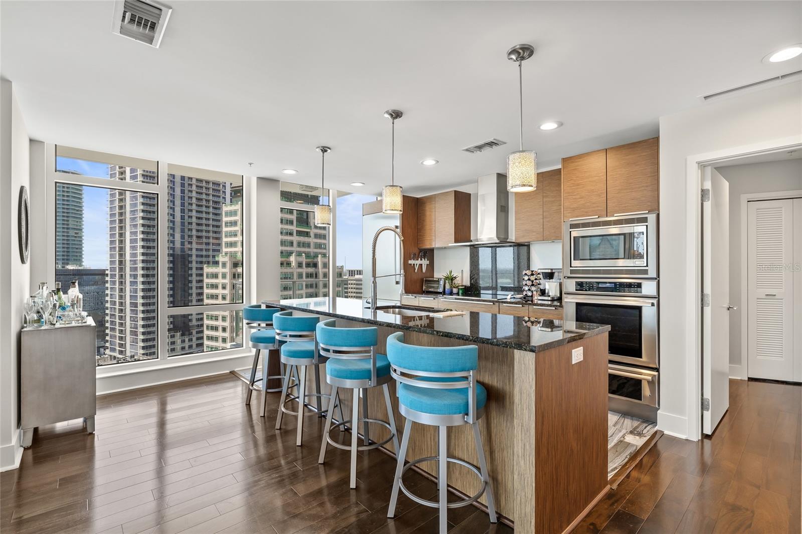 Image 15 of 92 For 175 1st Street S 2603