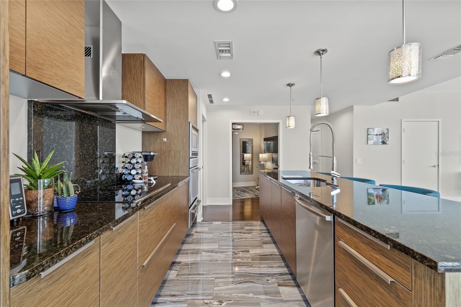 Image 18 of 92 For 175 1st Street S 2603