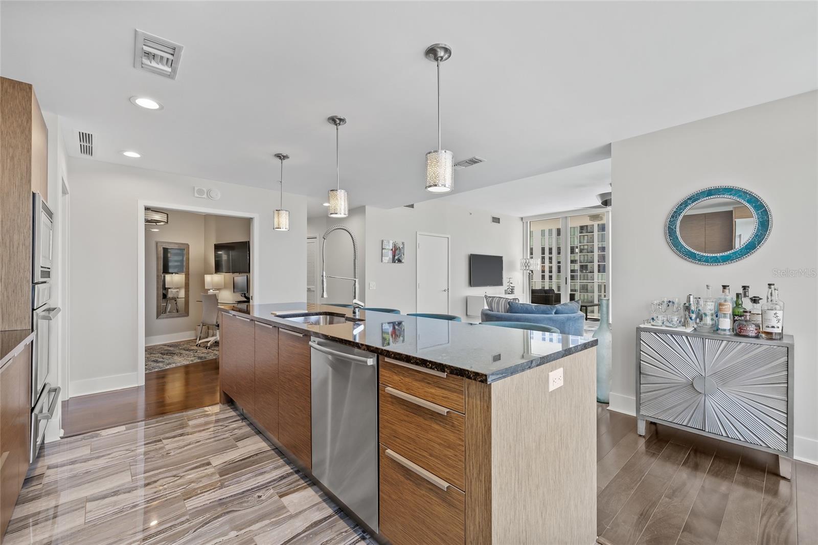 Image 19 of 92 For 175 1st Street S 2603