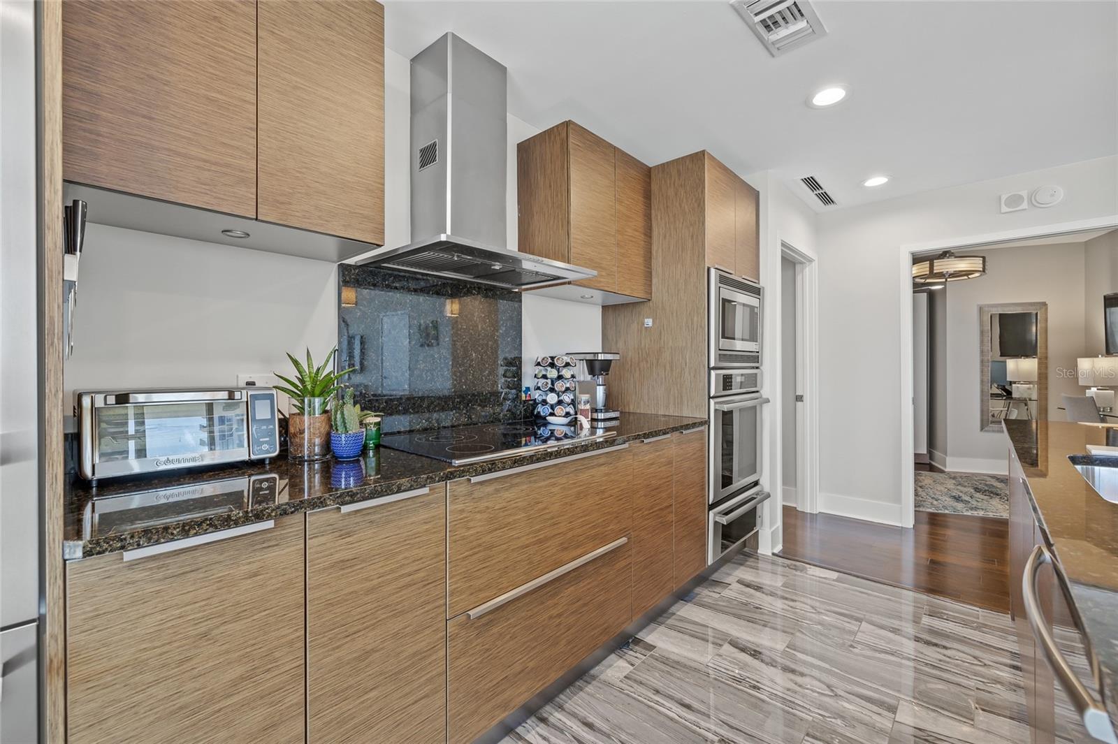Image 20 of 92 For 175 1st Street S 2603
