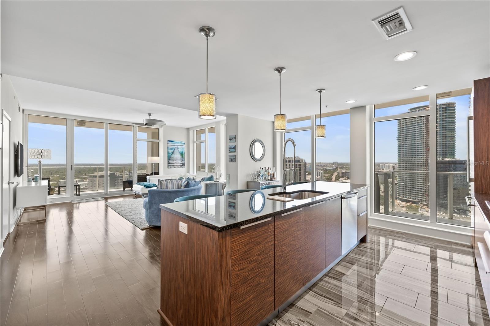 Image 22 of 92 For 175 1st Street S 2603