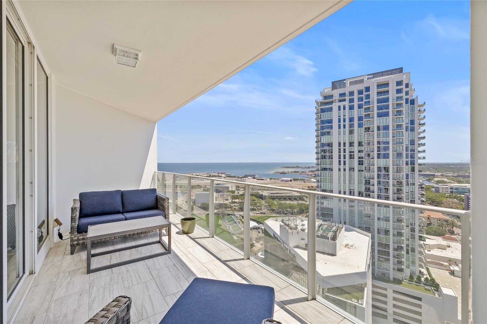Image 23 of 92 For 175 1st Street S 2603