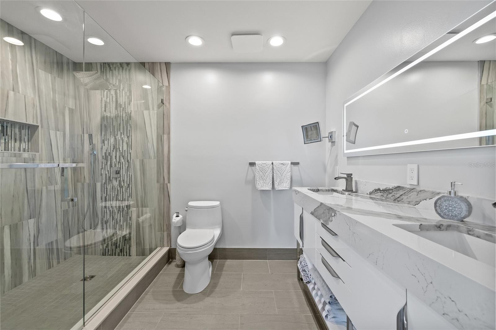 Image 44 of 92 For 175 1st Street S 2603