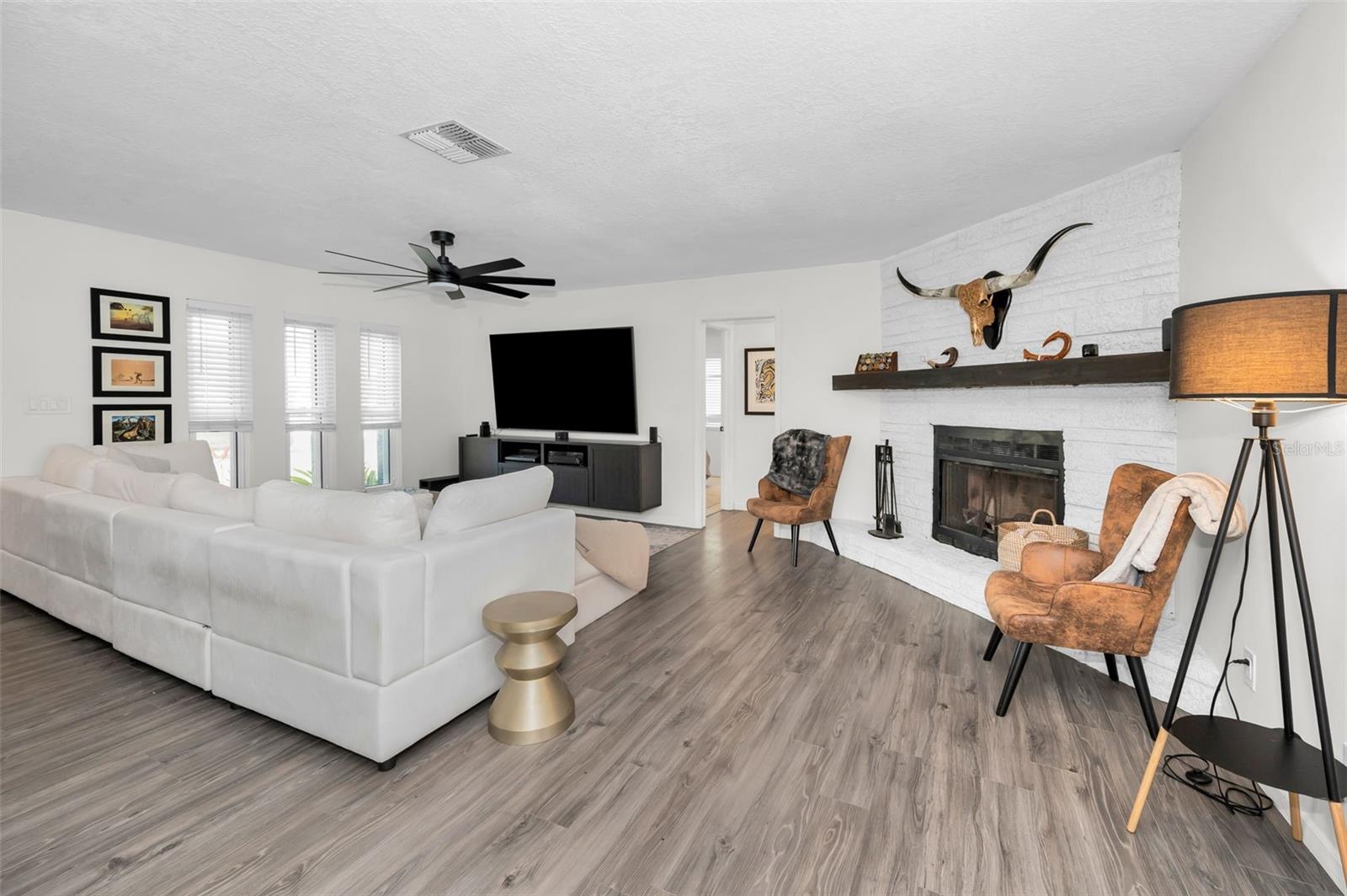 Image 10 of 50 For 1710 Hibiscus Circle N