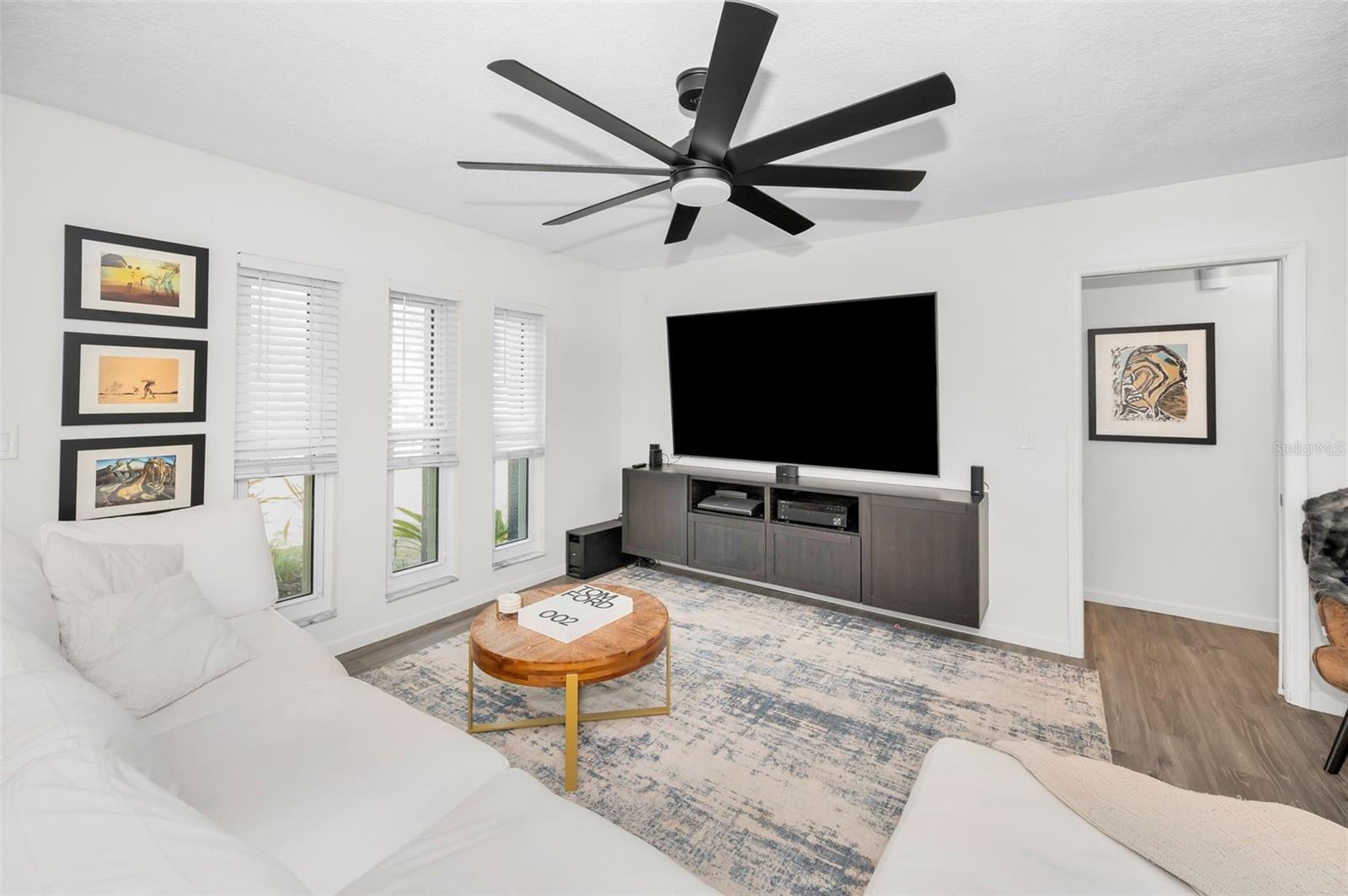 Image 11 of 50 For 1710 Hibiscus Circle N