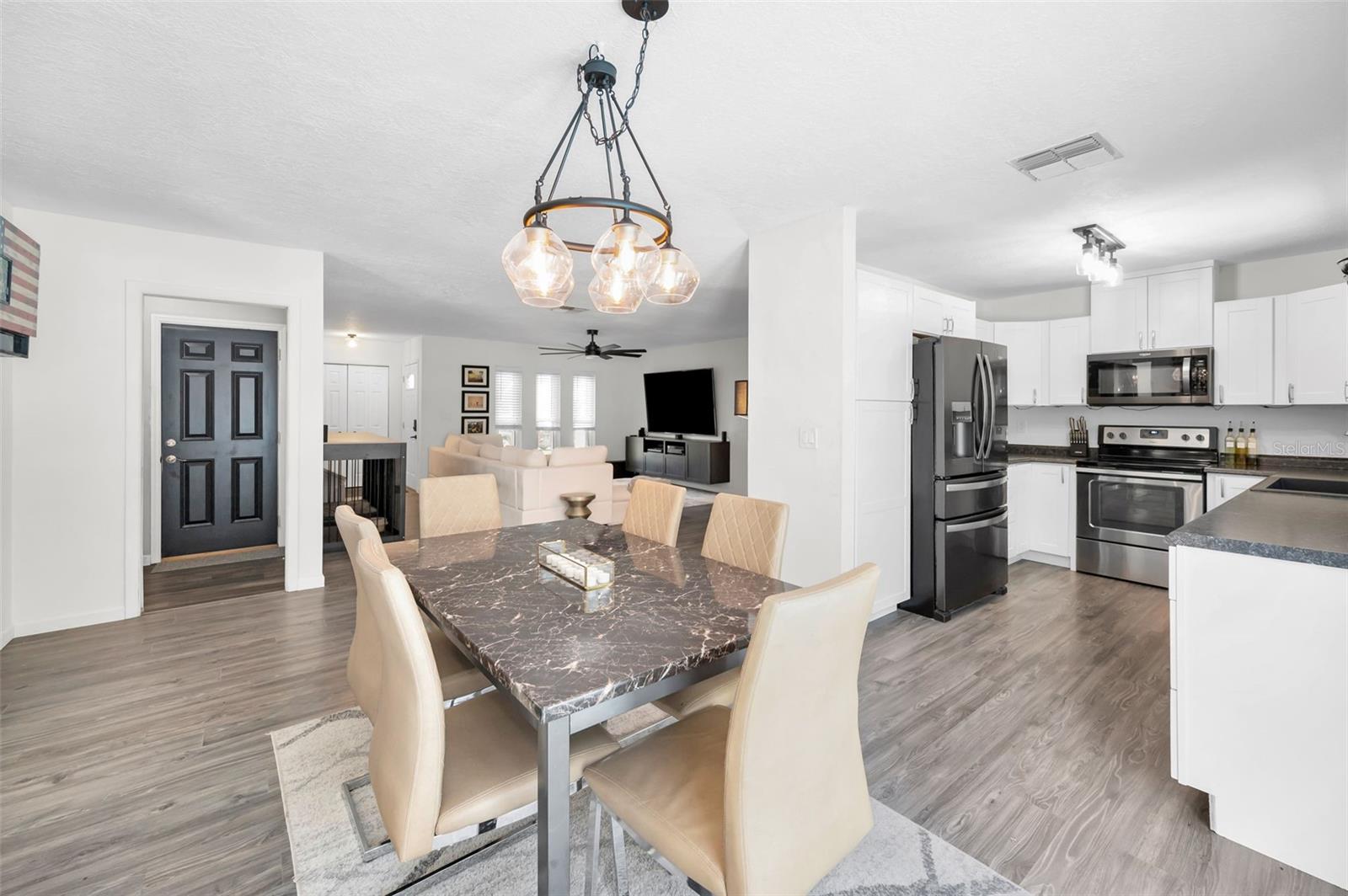 Image 18 of 50 For 1710 Hibiscus Circle N