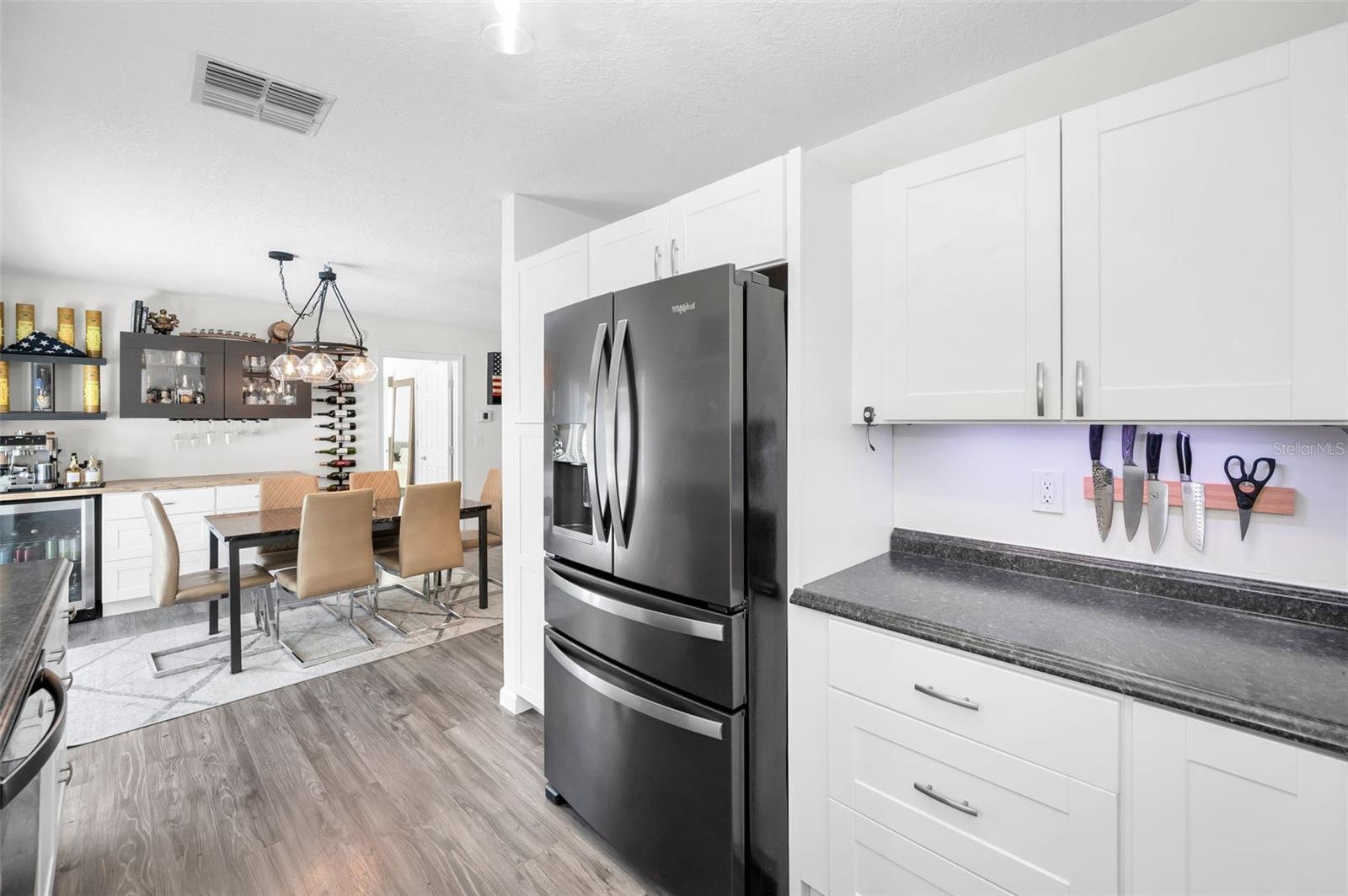 Image 23 of 50 For 1710 Hibiscus Circle N
