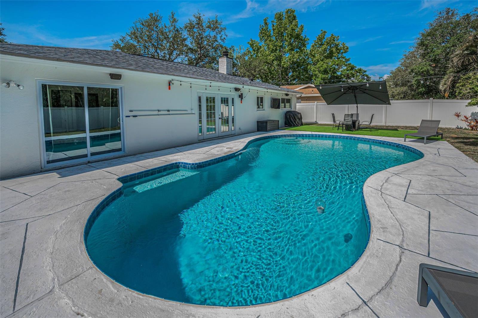 Image 39 of 50 For 1710 Hibiscus Circle N
