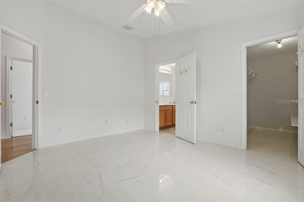 Image 17 of 57 For 50989 Highway 27  179