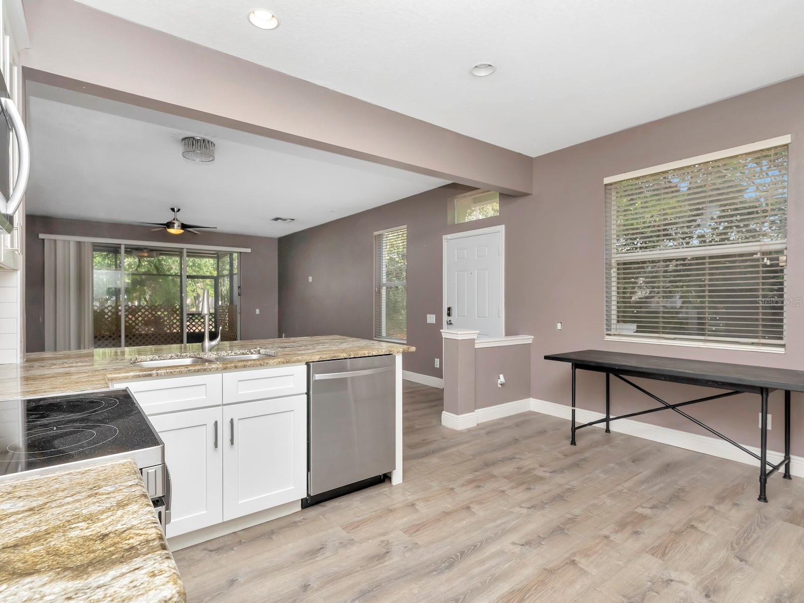 Image 13 of 32 For 10121 Westpark Preserve Boulevard 10121