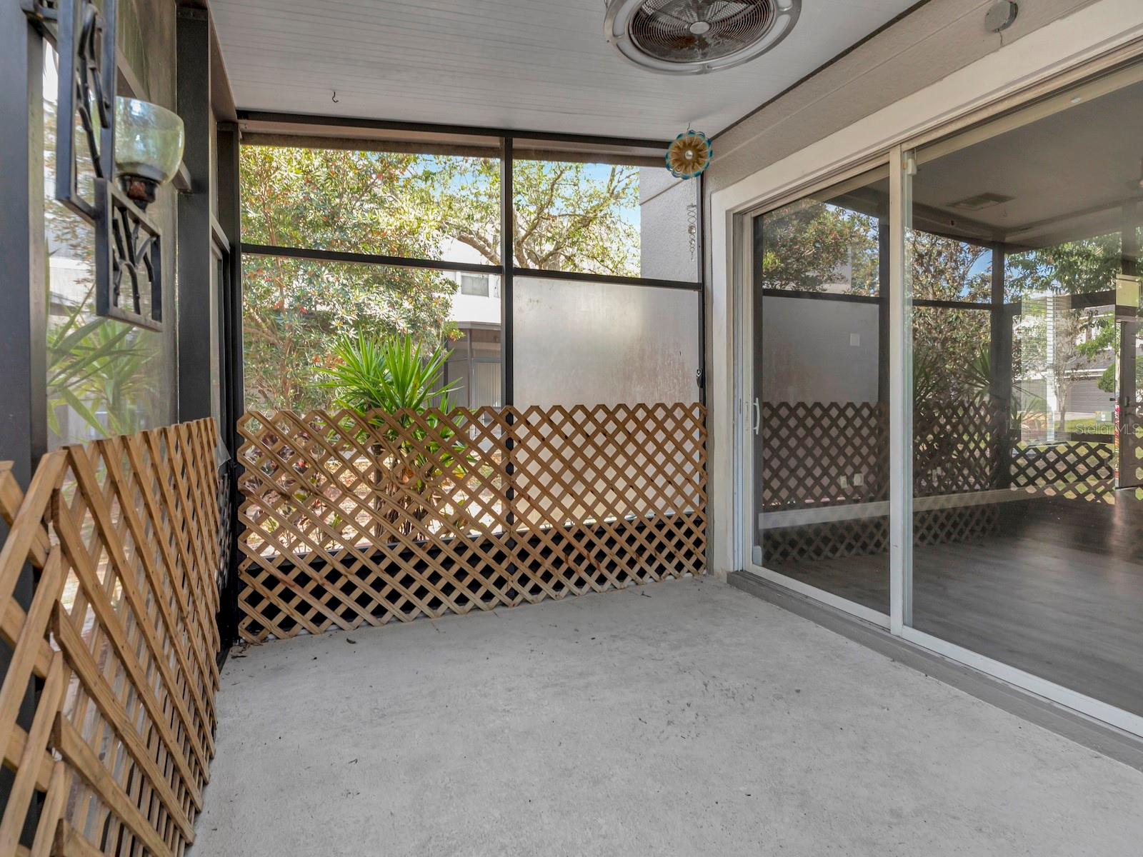 Image 27 of 32 For 10121 Westpark Preserve Boulevard 10121