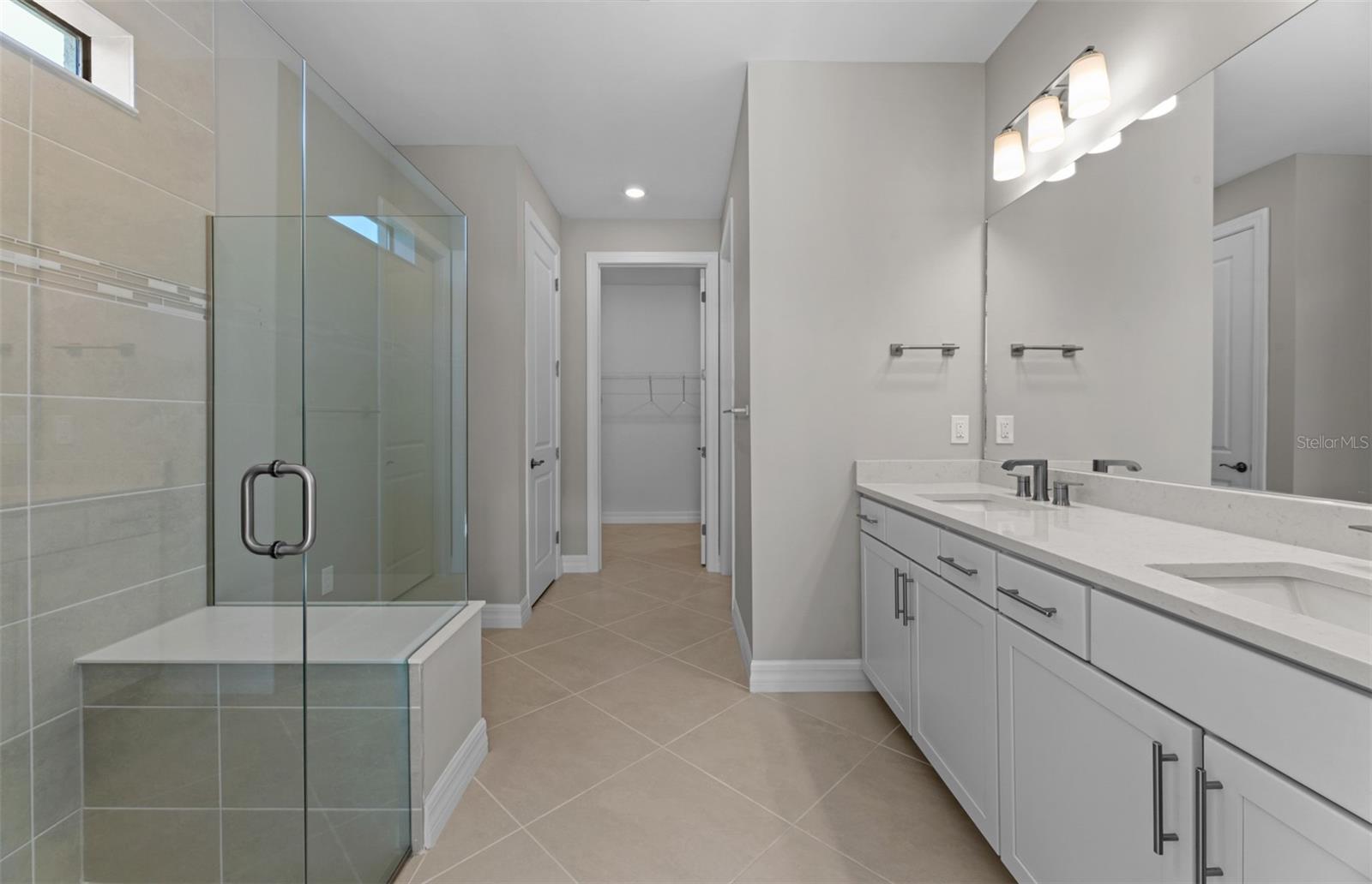 Image 16 of 38 For 2541 Charter Oak Drive