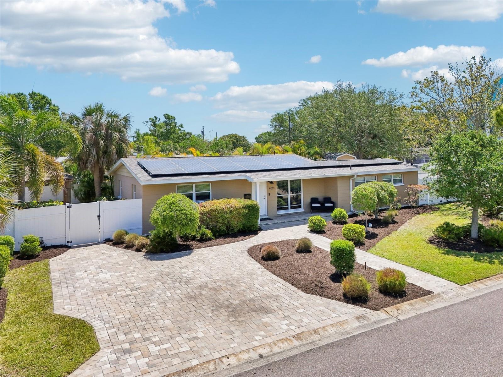 Details for 4091 Cherry Street Ne, ST PETERSBURG, FL 33703