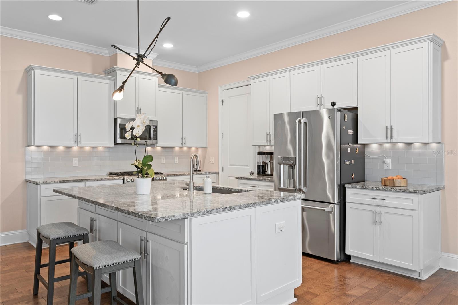 Image 3 of 43 For 1008 Armenia Avenue A