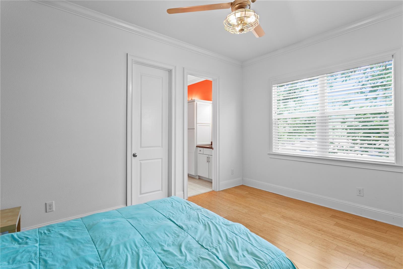 Image 34 of 43 For 1008 Armenia Avenue A