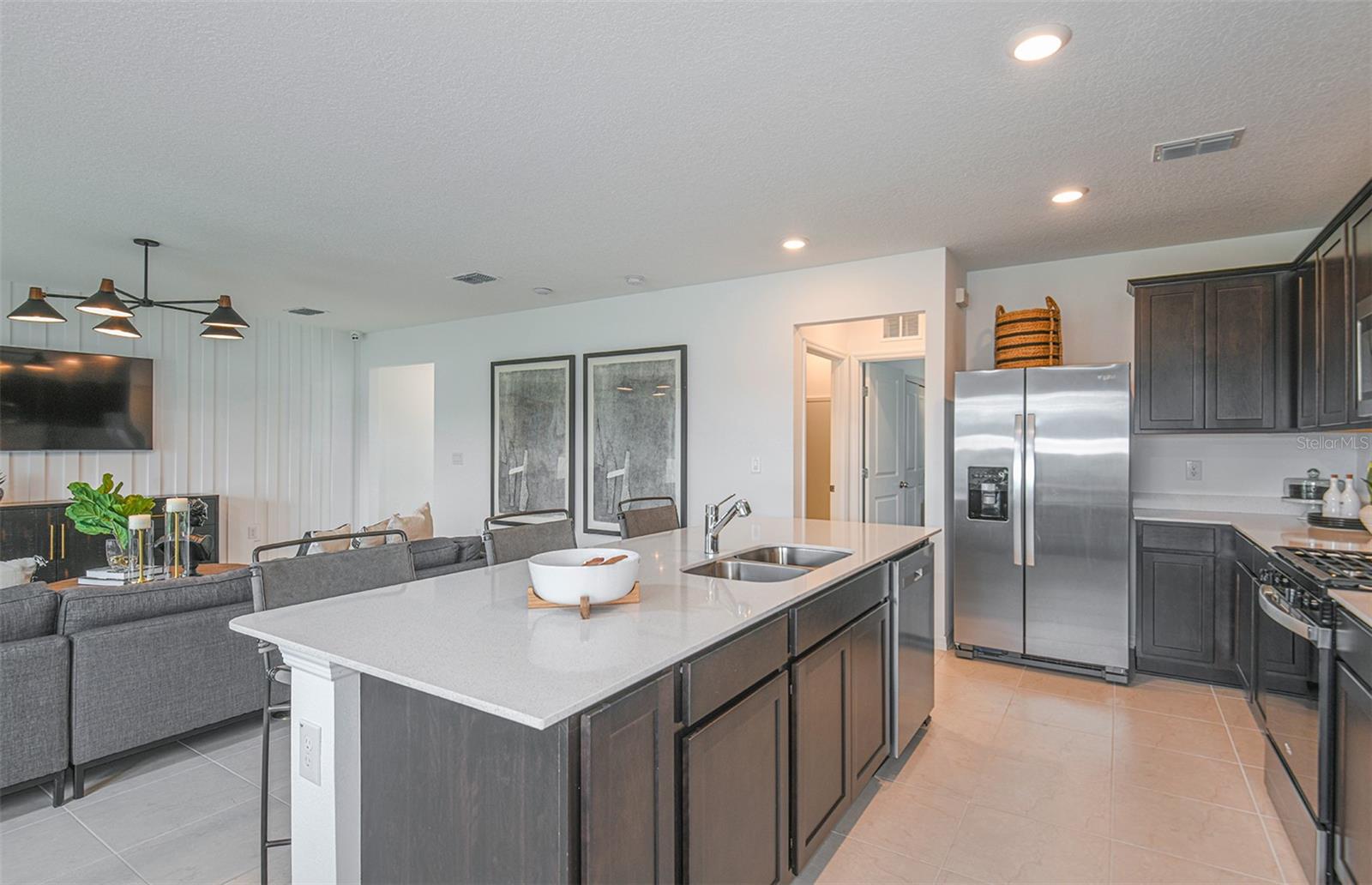 Image 3 of 21 For 9959 Trellis Vine Way