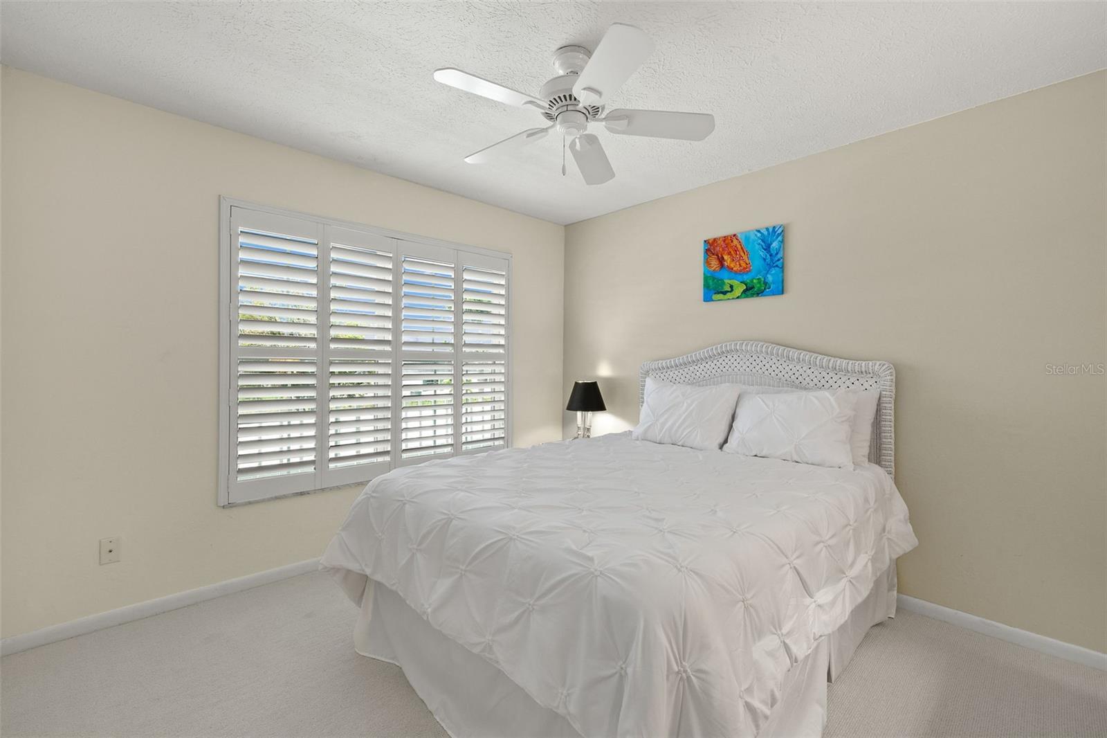Image 25 of 38 For 1827 41st Street 2e