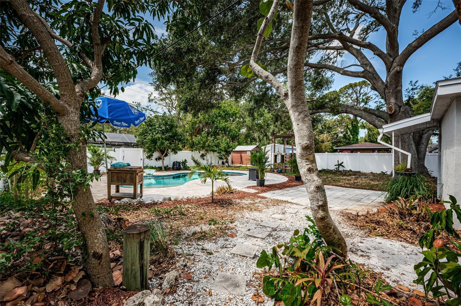 Image 16 of 50 For 8054 38th Avenue N