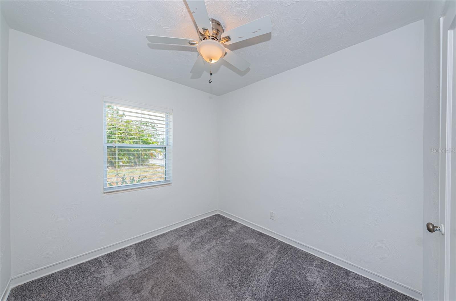 Image 38 of 50 For 8054 38th Avenue N
