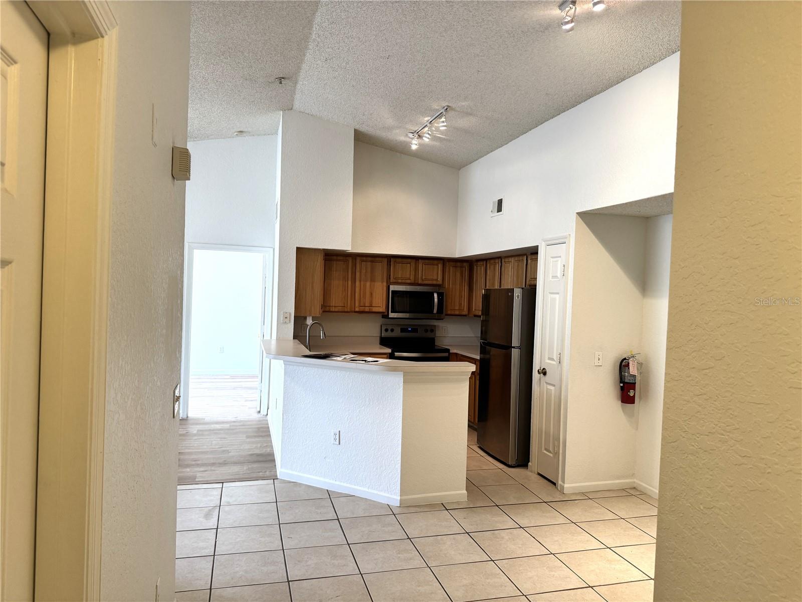 Image 3 of 35 For 13103 Mulberry Park Drive 833