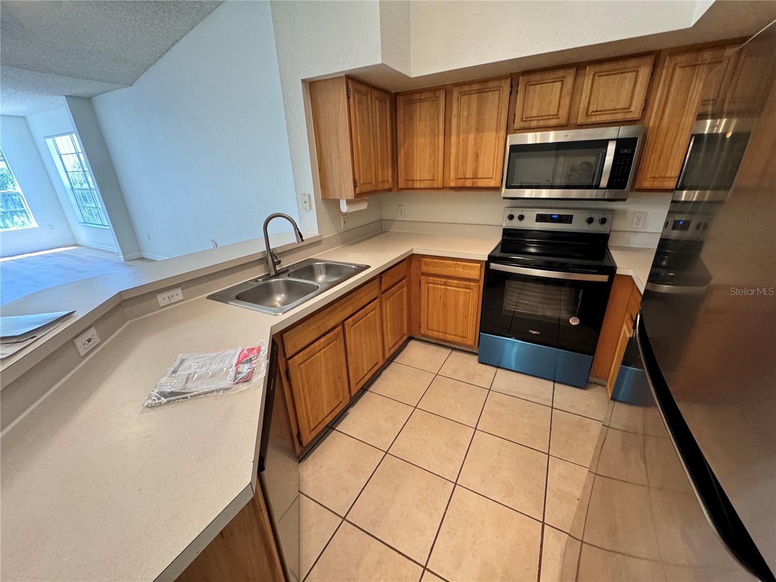 Image 5 of 35 For 13103 Mulberry Park Drive 833
