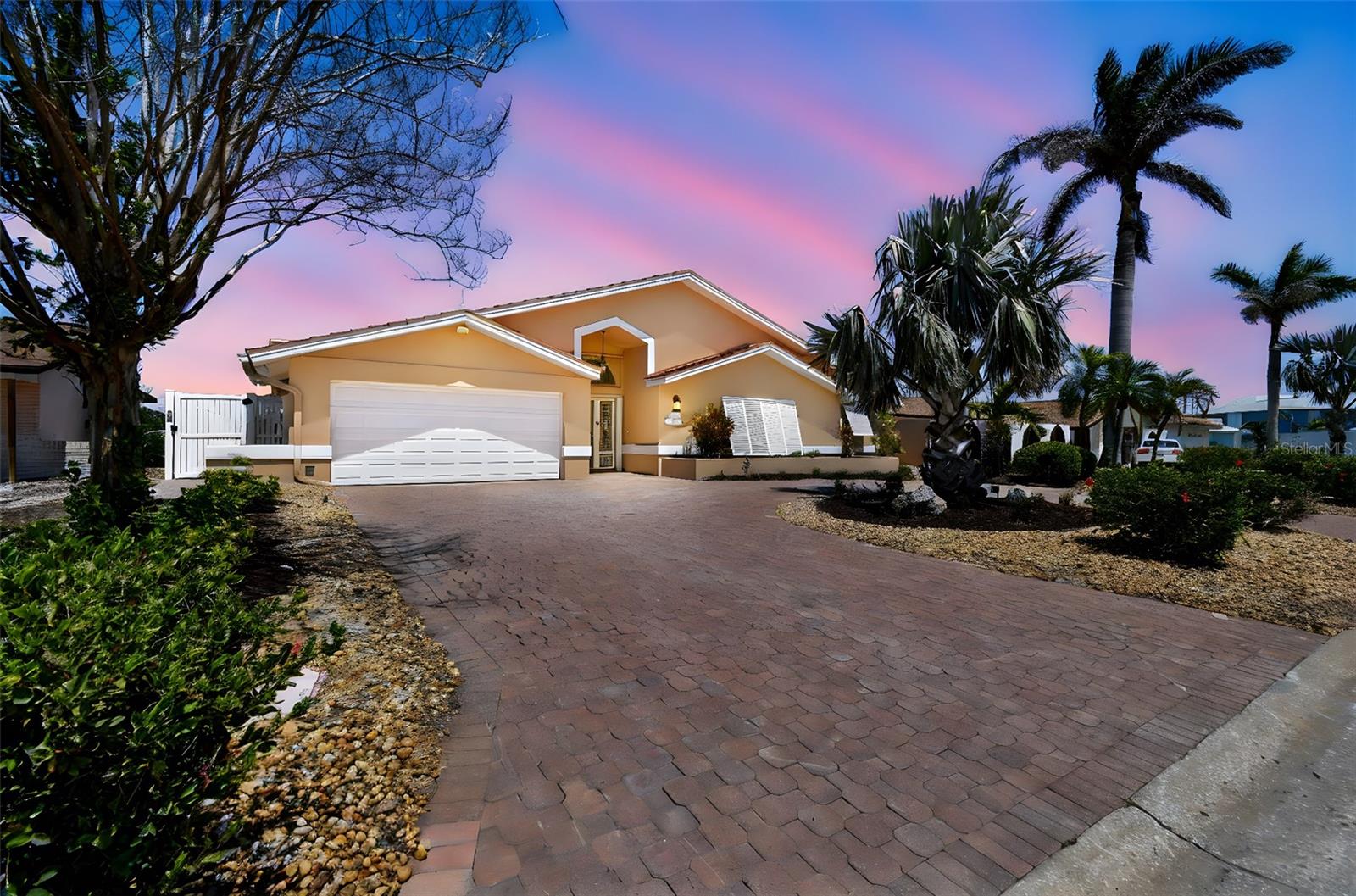 Details for 17 Bellevue Drive, TREASURE ISLAND, FL 33706
