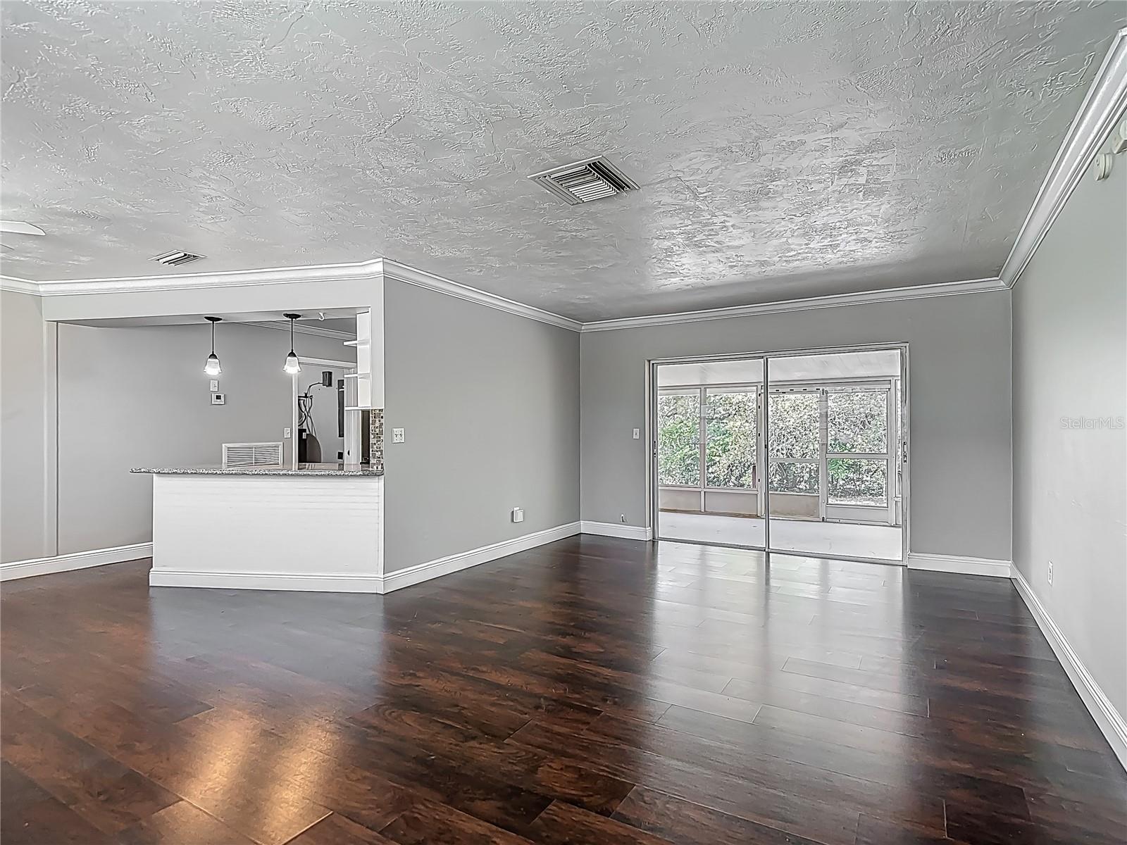 Image 6 of 29 For 7280 Tarrytown Drive