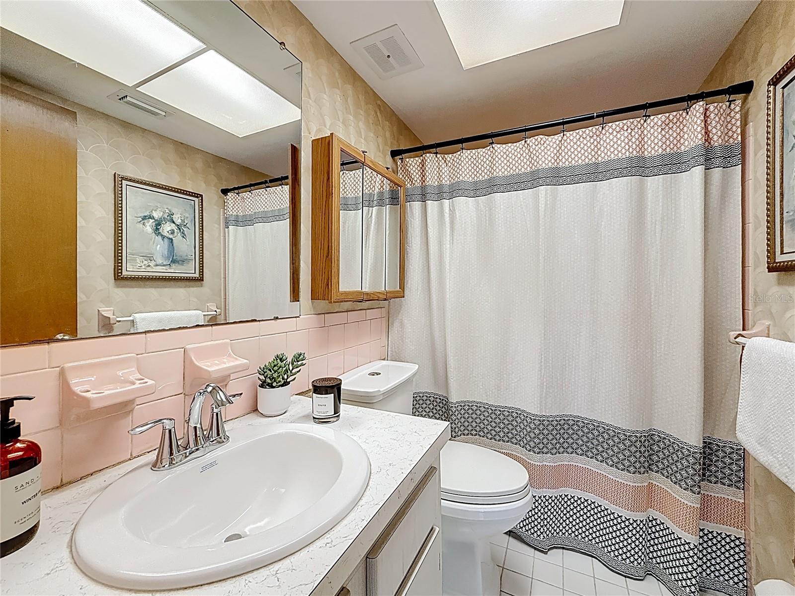 Image 17 of 30 For 5890 38th Avenue N 305