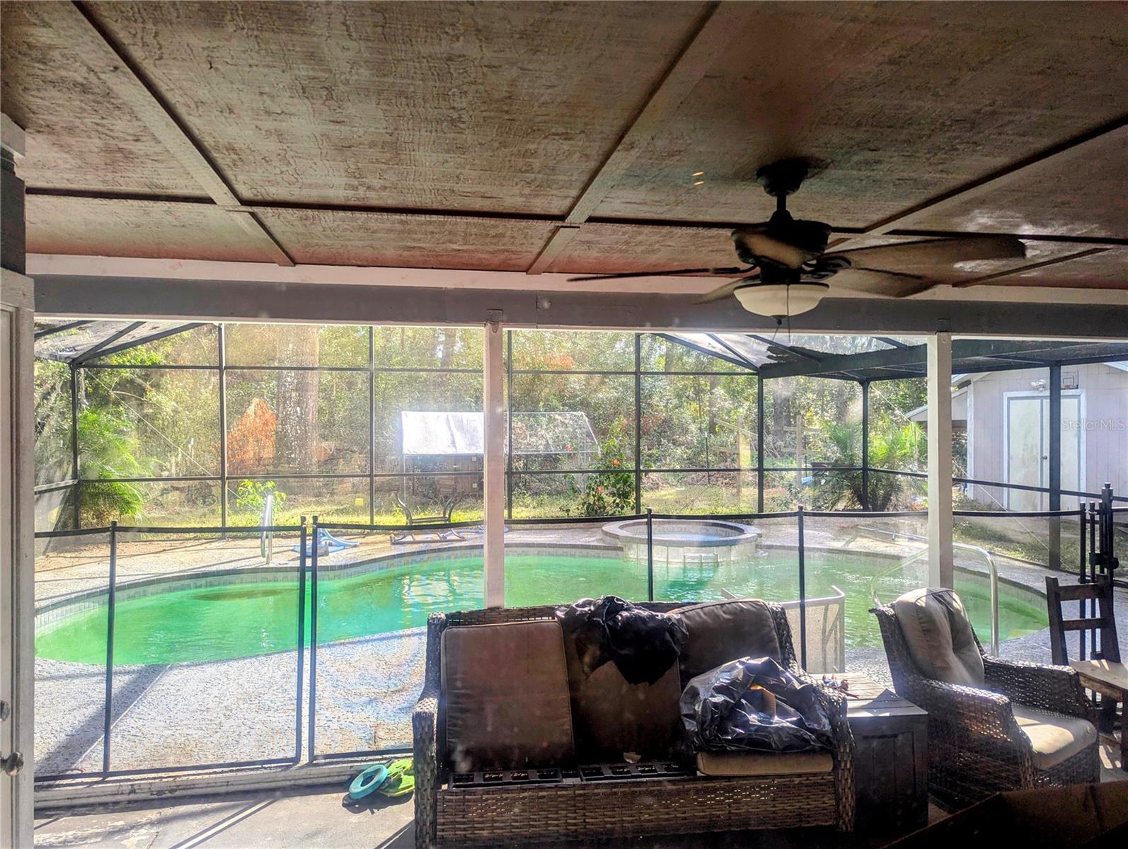 Image 23 of 24 For 37654 Eiland Boulevard