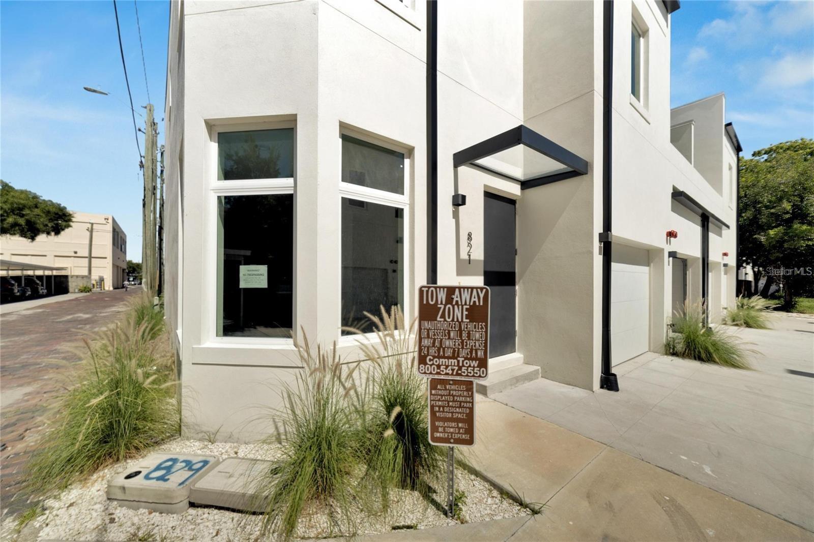 Image 2 of 31 For 833 Calla Terrace N