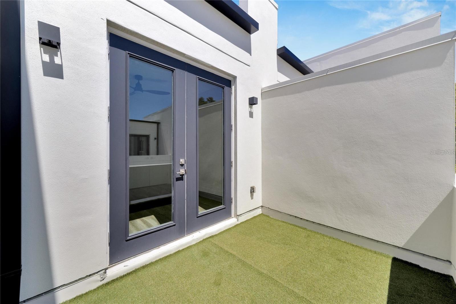 Image 30 of 31 For 833 Calla Terrace N