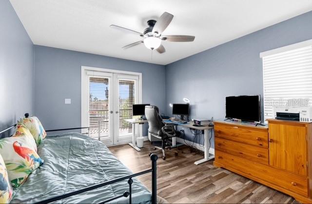 Listing photo id 14 for 4396 5th Isle Drive