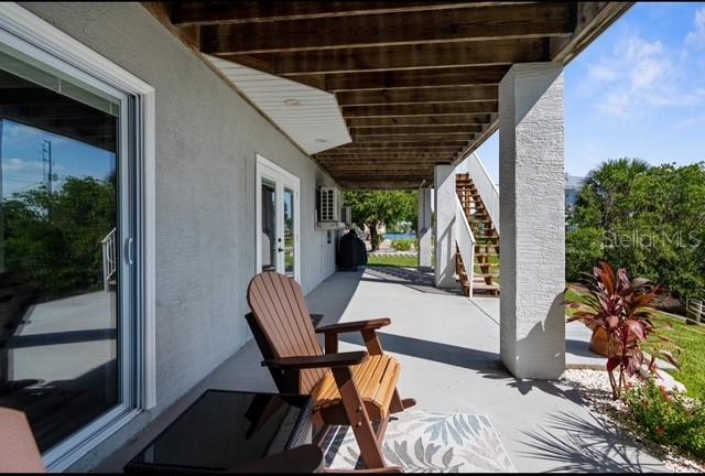 Listing photo id 19 for 4396 5th Isle Drive