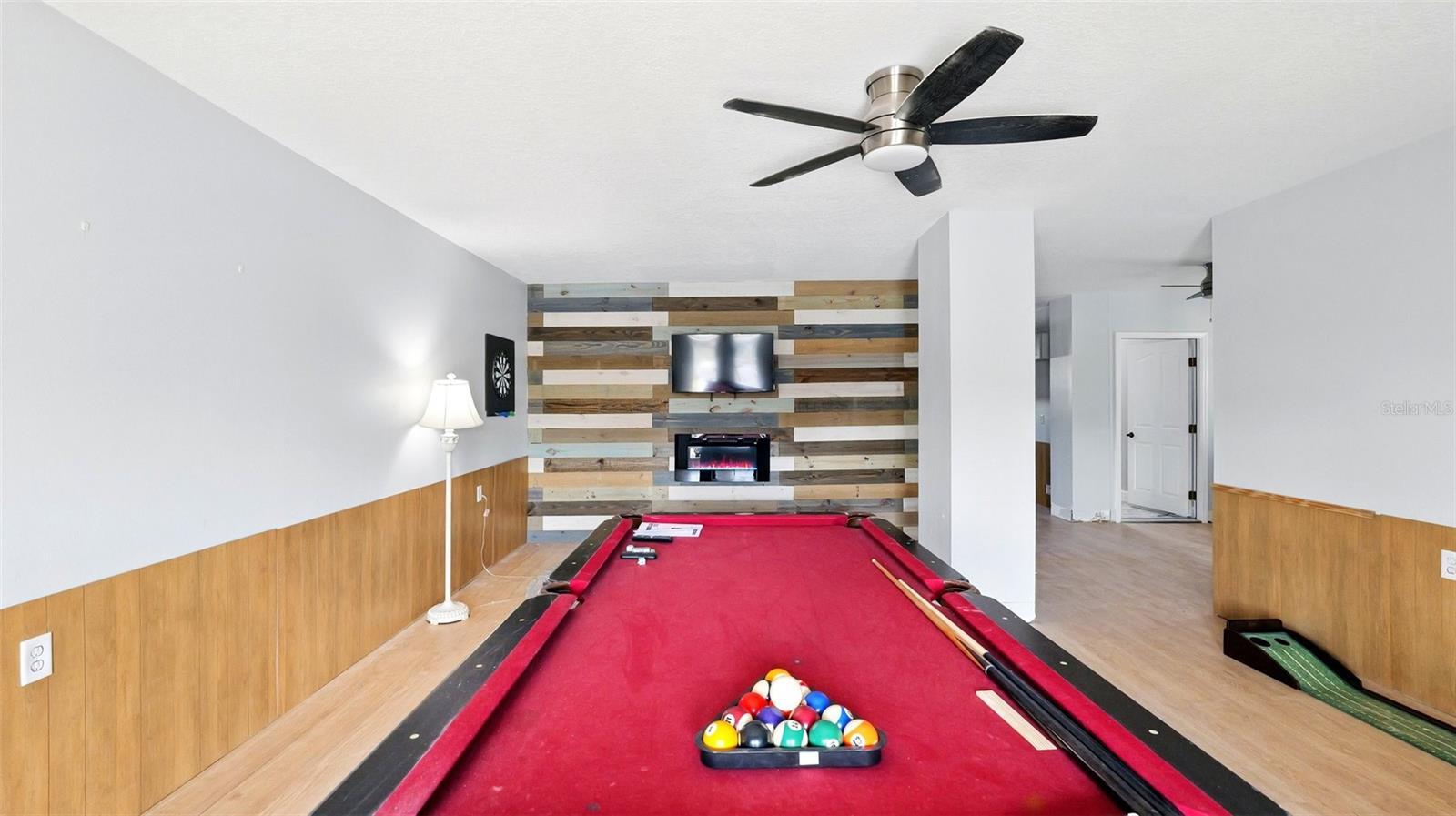 Listing photo id 31 for 4396 5th Isle Drive