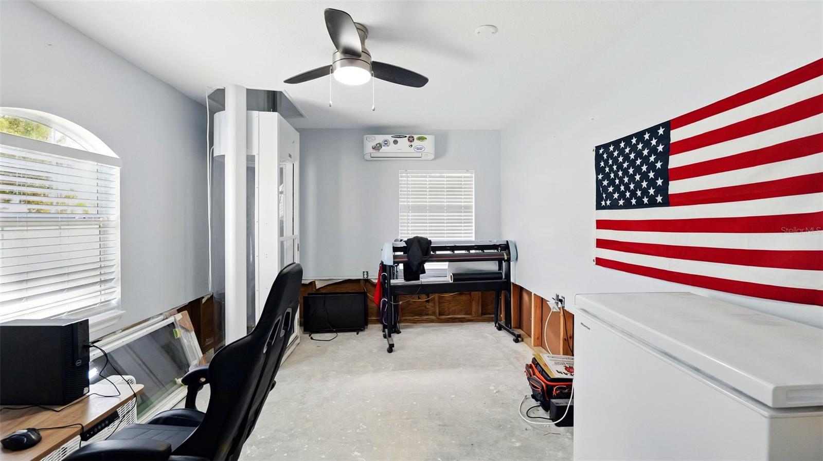 Listing photo id 40 for 4396 5th Isle Drive