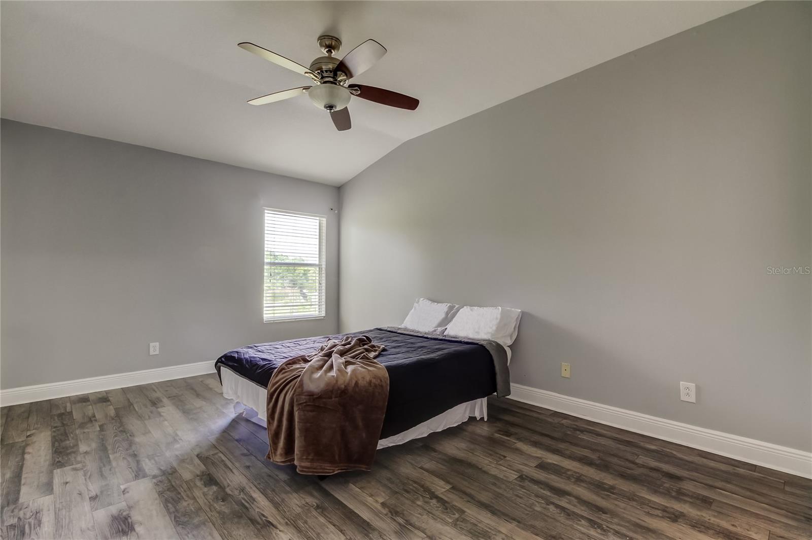 Image 21 of 44 For 1747 Sedgefield Court