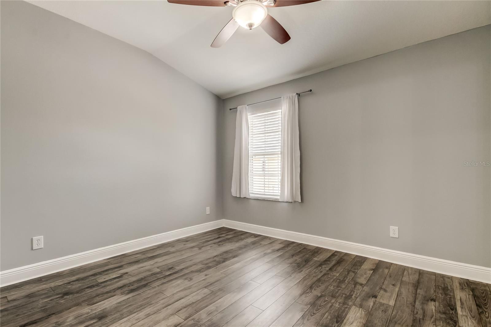 Image 29 of 44 For 1747 Sedgefield Court