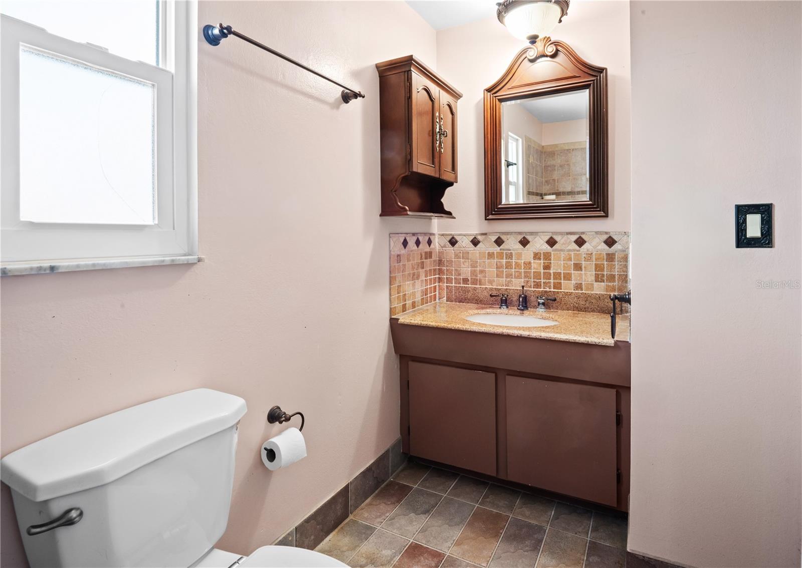 Image 9 of 32 For 771 Murphy Avenue N