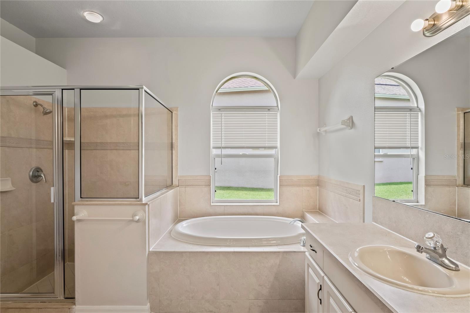 Image 15 of 27 For 16119 Bridgedale Drive