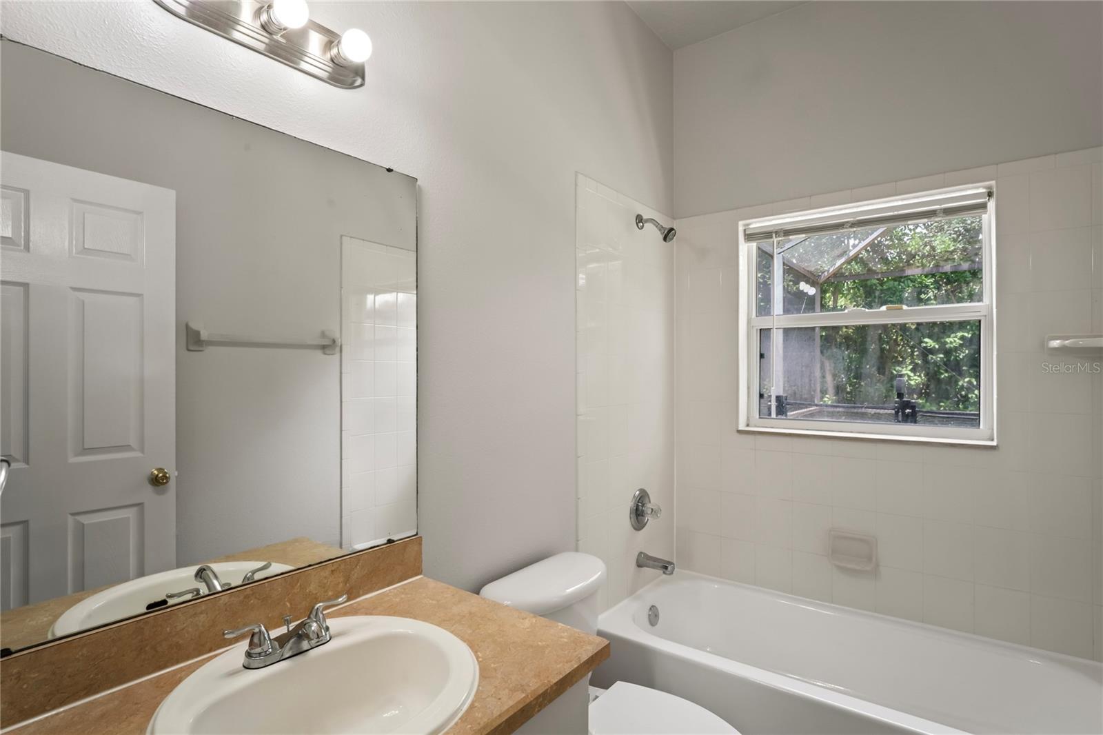 Image 19 of 27 For 16119 Bridgedale Drive